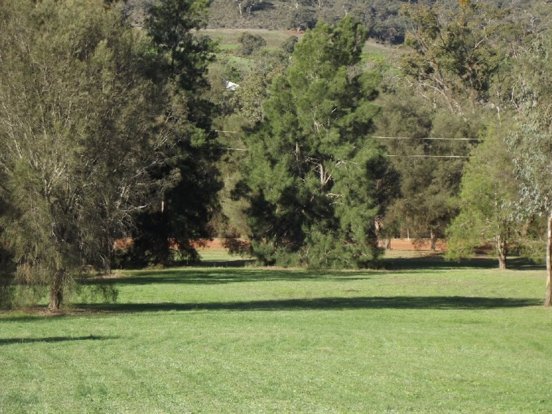 11 Clune Road, Bindoon WA 6502