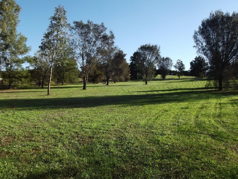 11 Clune Road, Bindoon WA 6502