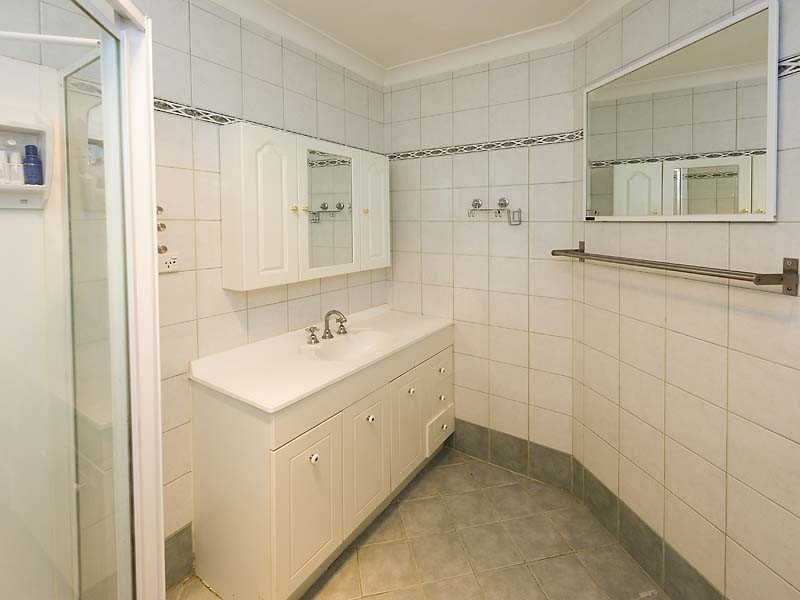 19 Wangalla Place, Koongamia WA 6056