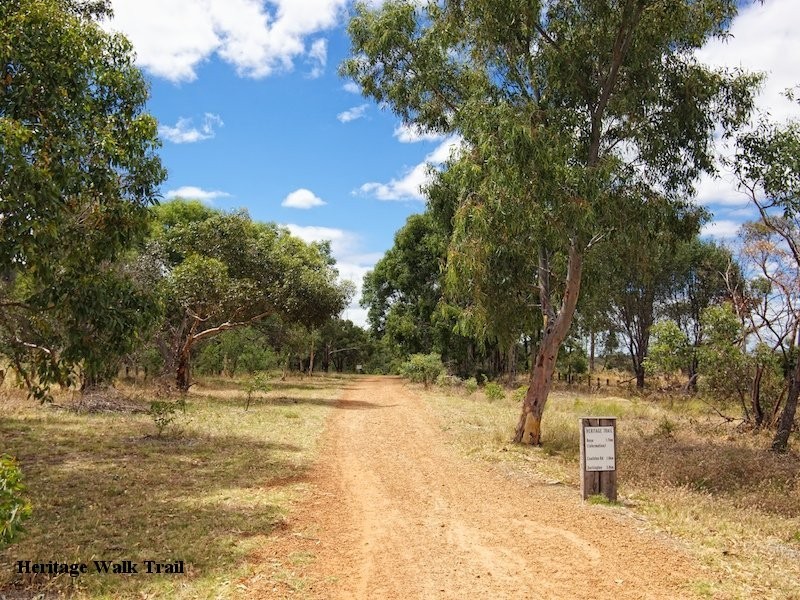 19 Wangalla Place, Koongamia WA 6056