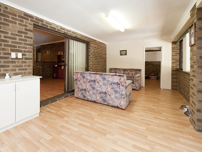 12 Dawson Avenue, Forrestfield WA 6058