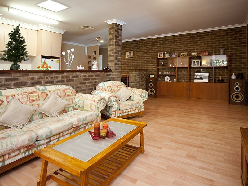 12 Dawson Avenue, Forrestfield WA 6058