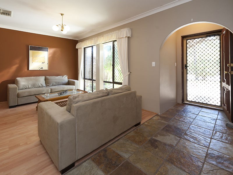 12 Dawson Avenue, Forrestfield WA 6058