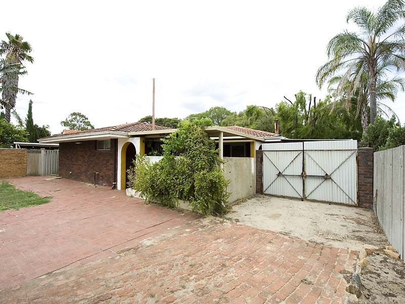 33 Andrews Way, Herne Hill WA 6056