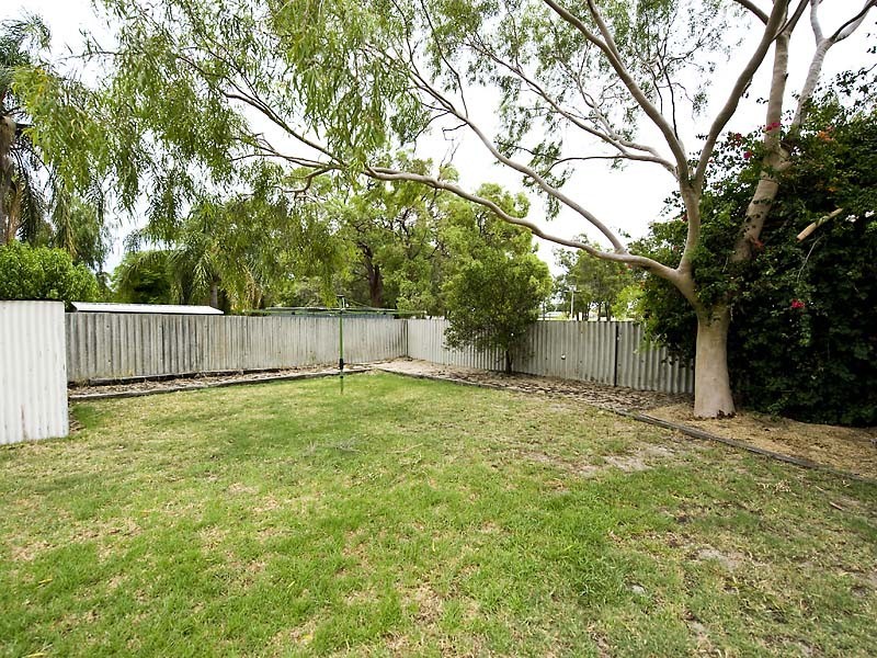 33 Andrews Way, Herne Hill WA 6056