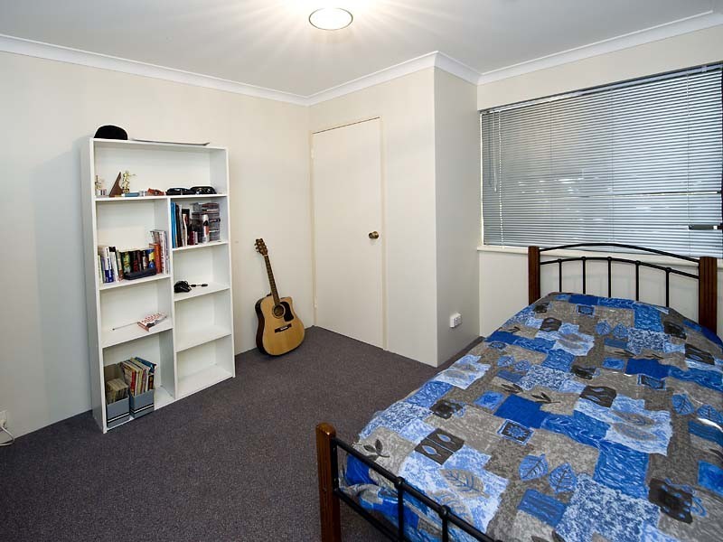 2 Wynne Street, Hazelmere WA 6055