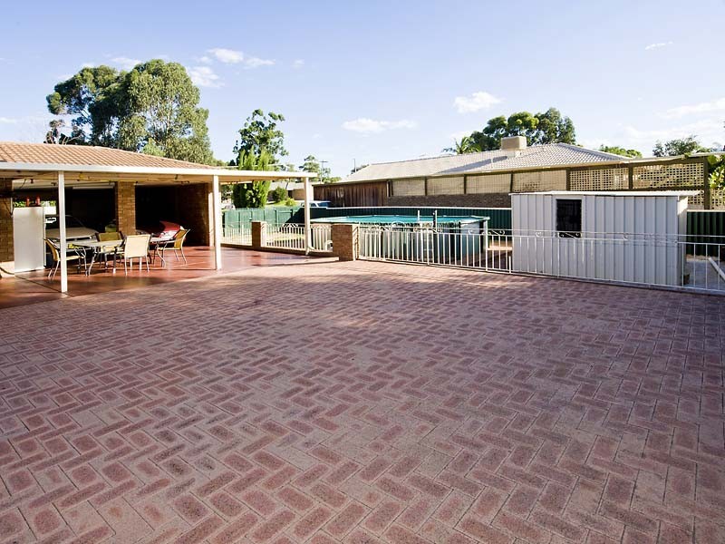2 Wynne Street, Hazelmere WA 6055
