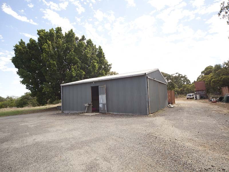 31 Berkshire Road, Forrestfield WA 6058