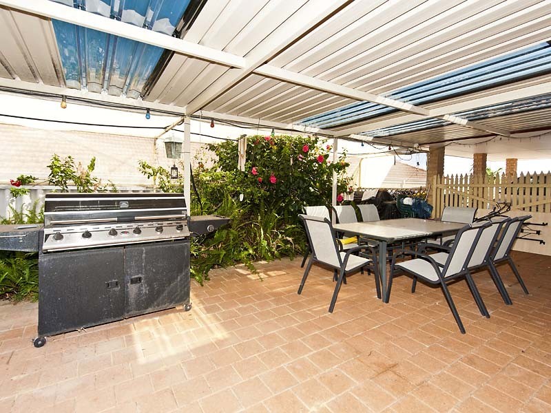 9 Twin View, Swan View WA 6056