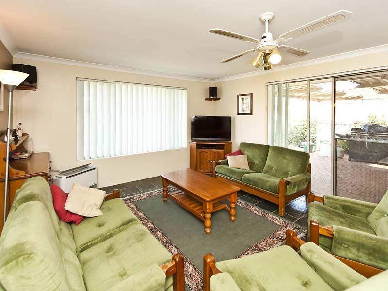 9 Twin View, Swan View WA 6056