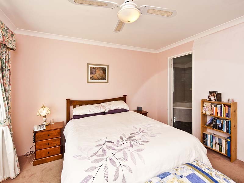 9 Twin View, Swan View WA 6056