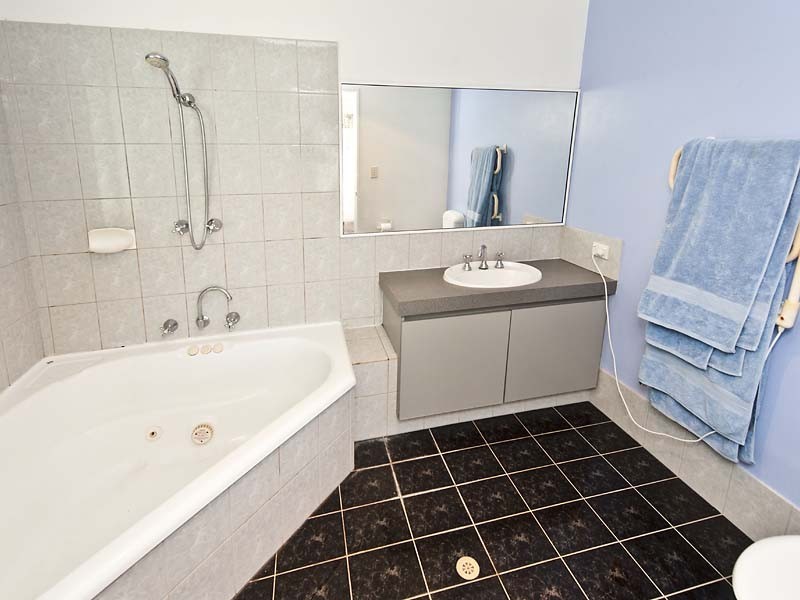 9 Twin View, Swan View WA 6056