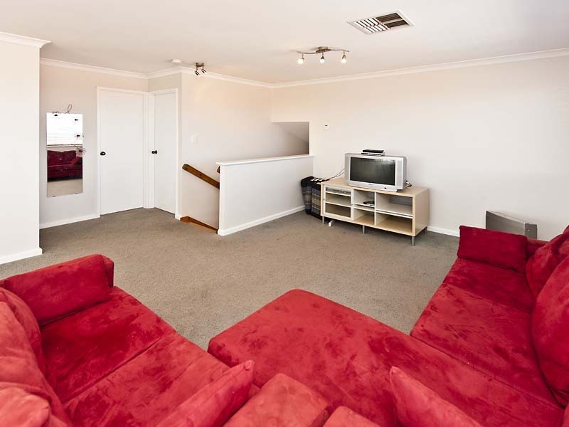 9 Twin View, Swan View WA 6056