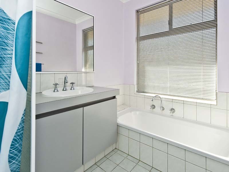 9 Twin View, Swan View WA 6056