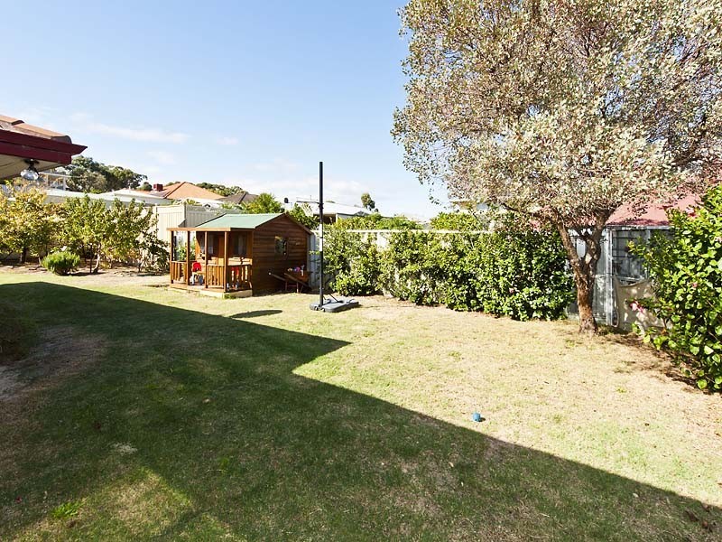 9 Twin View, Swan View WA 6056