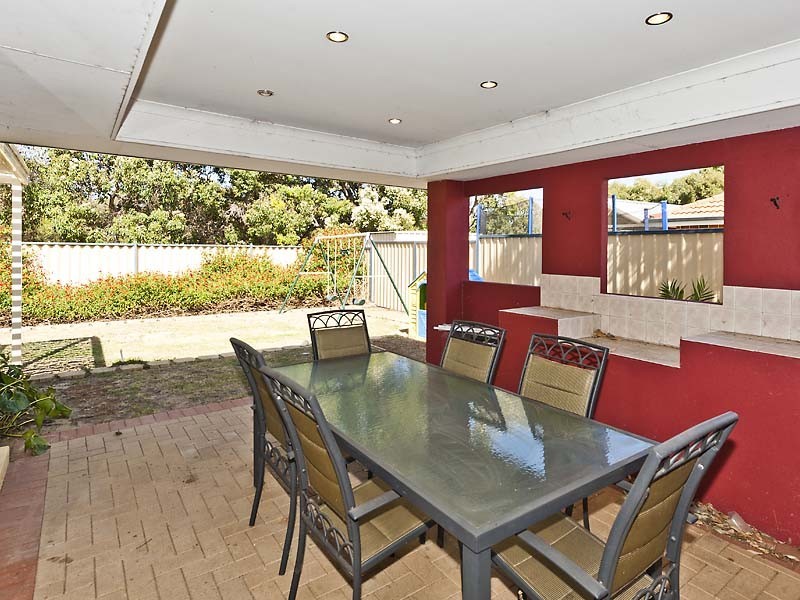 54 Buttercup Crescent, High Wycombe WA 6057