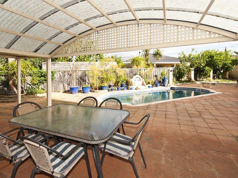 15 Villefort Avenue, Ellenbrook WA 6069