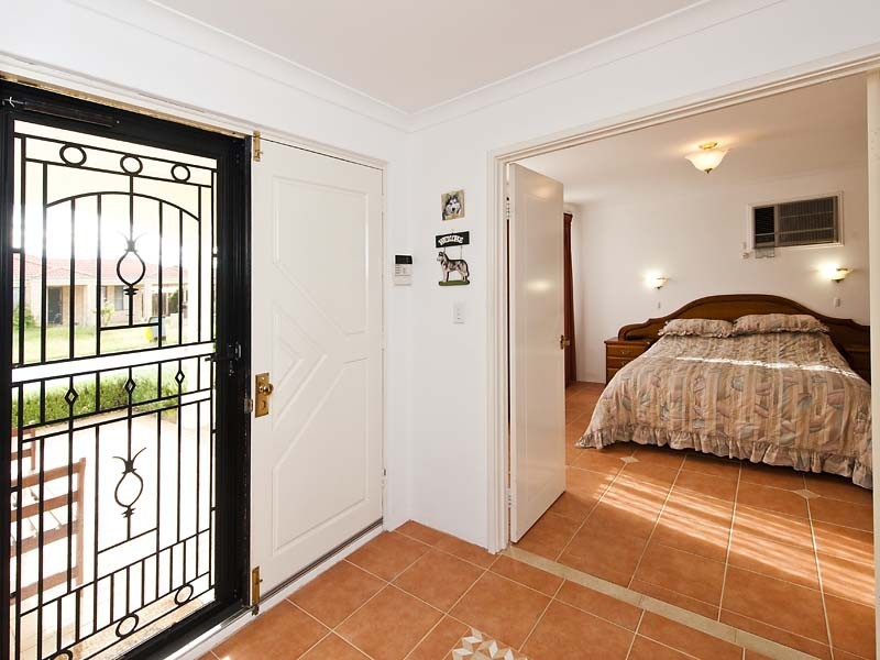 15 Villefort Avenue, Ellenbrook WA 6069