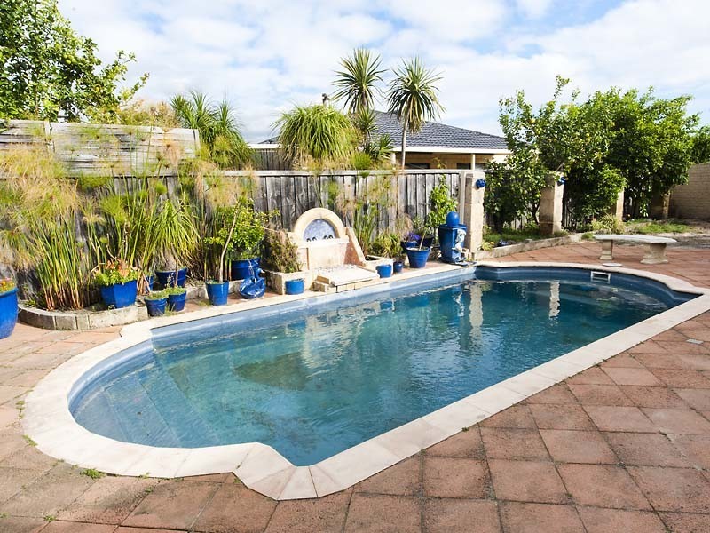 15 Villefort Avenue, Ellenbrook WA 6069