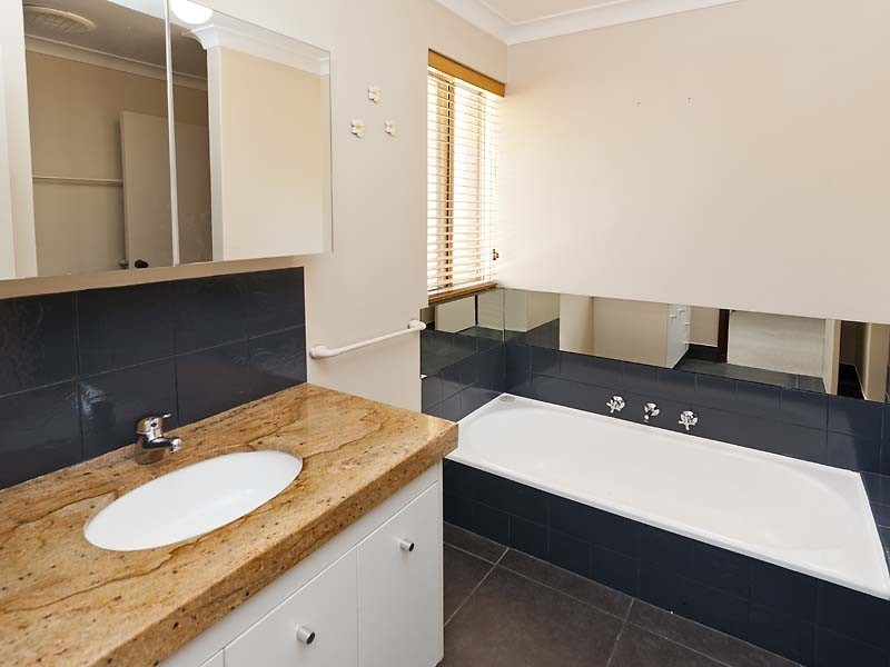 64 Dawson Avenue, Forrestfield WA 6058