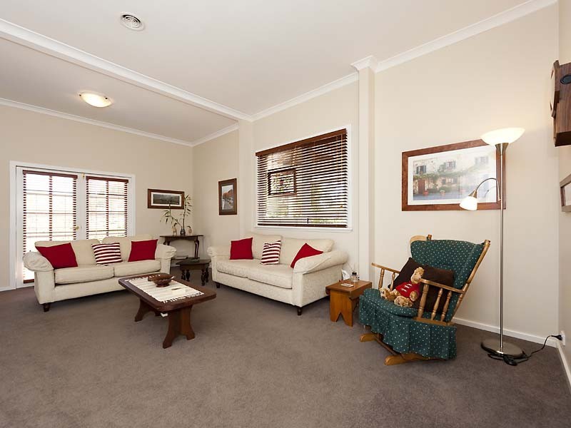 85 Old York Road, Greenmount WA 6056