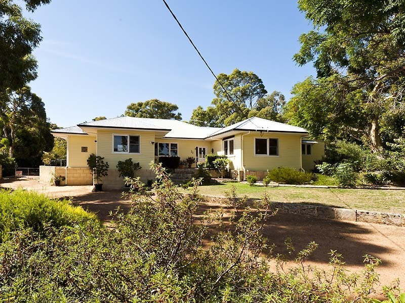 85 Old York Road, Greenmount WA 6056