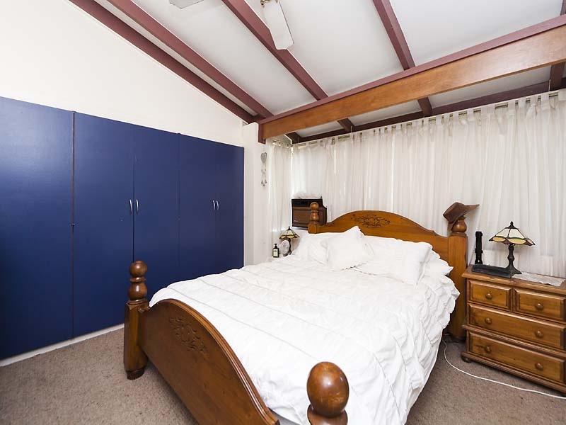 66 Blanchard Road, Swan View WA 6056