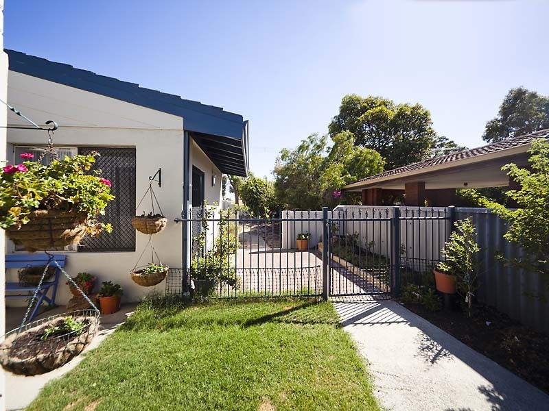 66 Blanchard Road, Swan View WA 6056