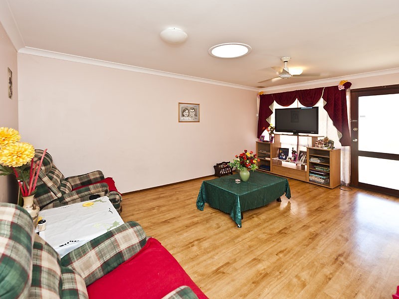 37A Pavetta Crescent, Forrestfield WA 6058