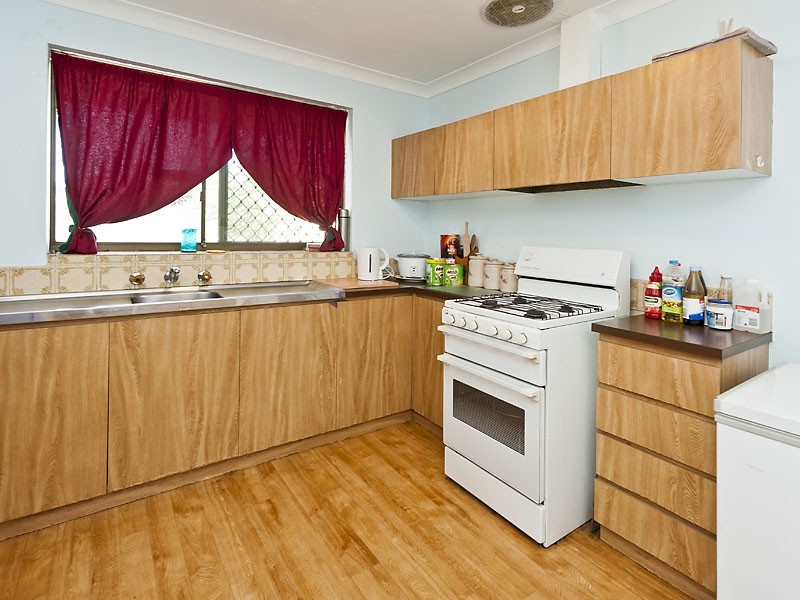 37A Pavetta Crescent, Forrestfield WA 6058