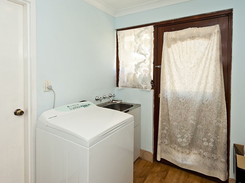 37A Pavetta Crescent, Forrestfield WA 6058