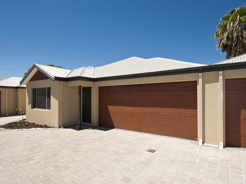 Unit 3/4 George St, Midland WA 6056