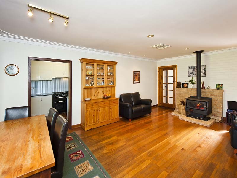 51 Marnie Road, Glen Forrest WA 6071