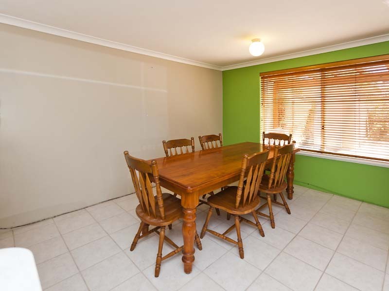 2/13 Hillside Cres, Maylands WA 6051