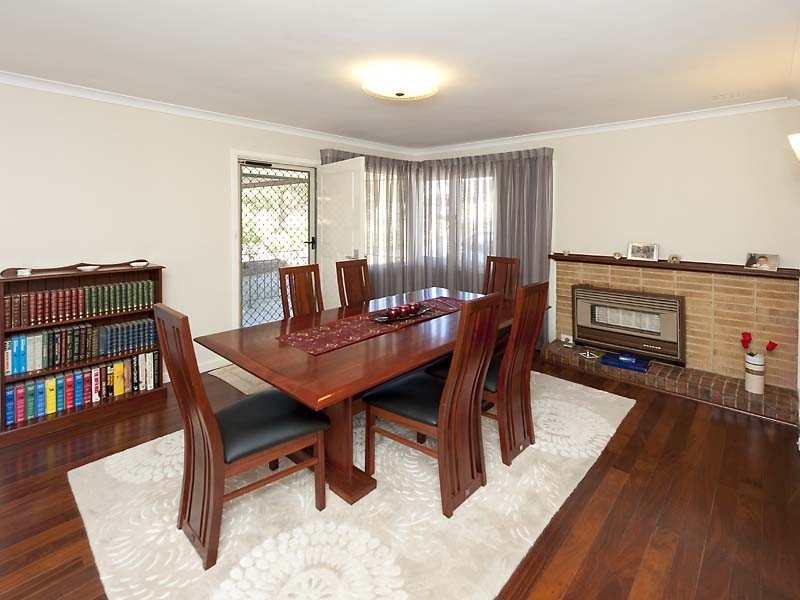 35 Caladenia Way, Koongamia WA 6056