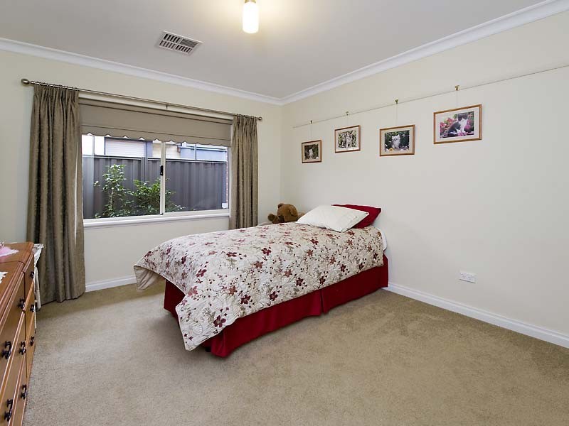 40 Wexcombe Way, Aveley WA 6069