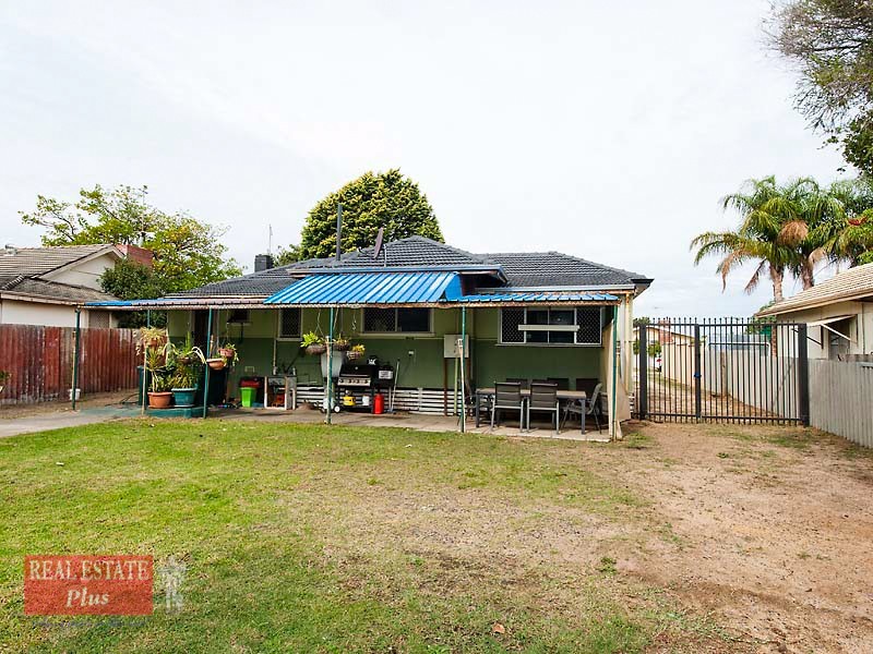 39 Koolgoo Way, Koongamia WA 6056