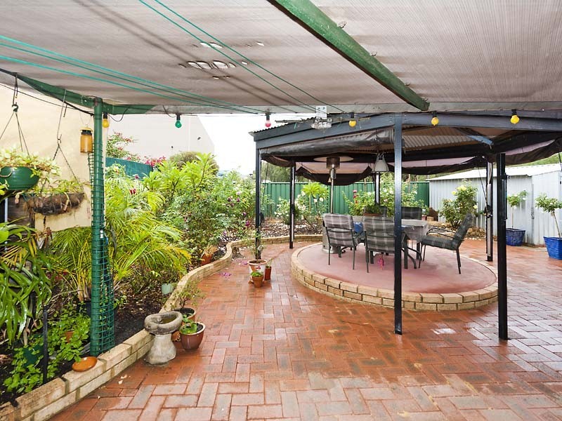 27 Rowe Place, Midland WA 6056