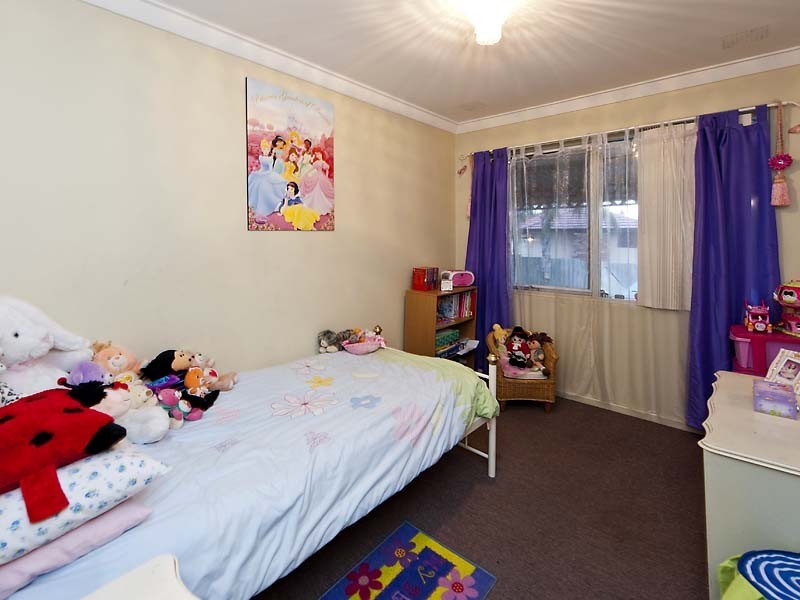 33 Cara Road, Greenmount WA 6056