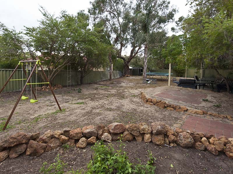 33 Cara Road, Greenmount WA 6056