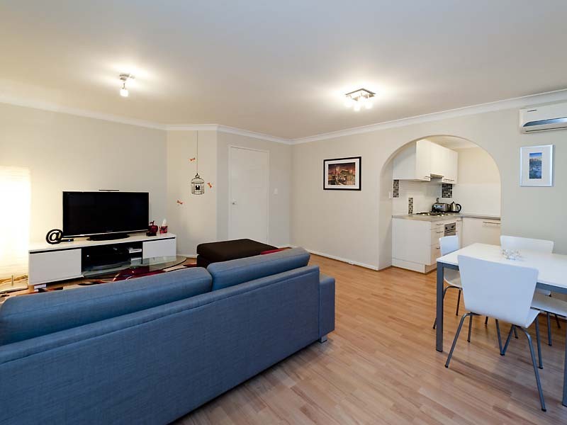 1/130 Crawford Road, Maylands WA 6051