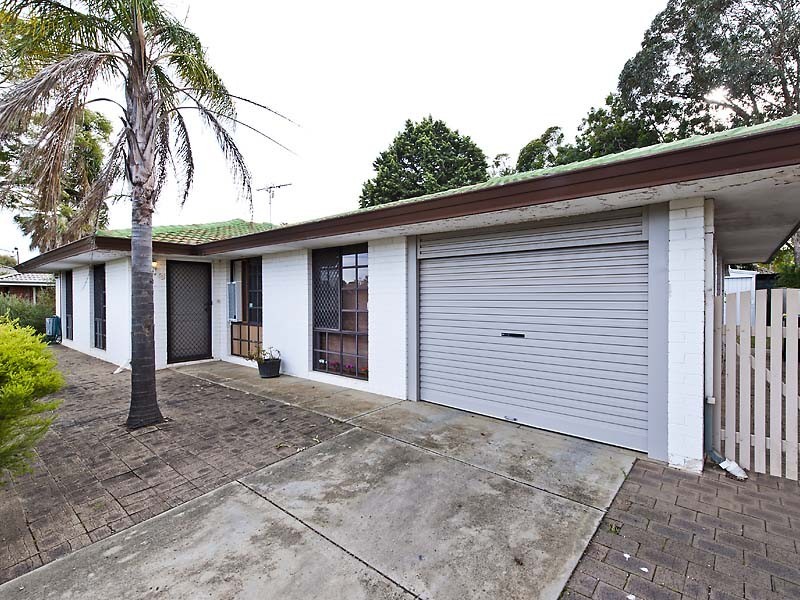 7 Akebia Way, Forrestfield WA 6058