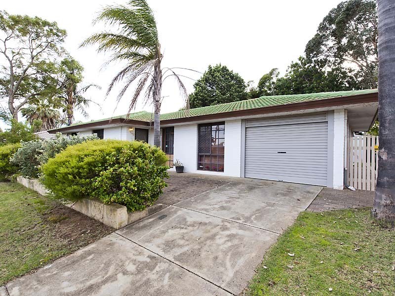 7 Akebia Way, Forrestfield WA 6058