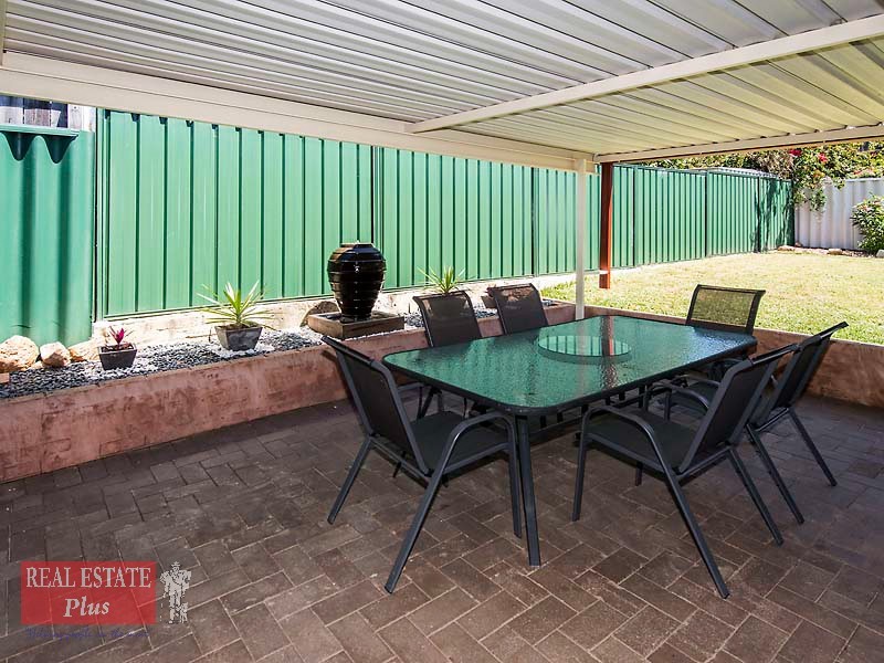 130 Blackadder Road, Swan View WA 6056