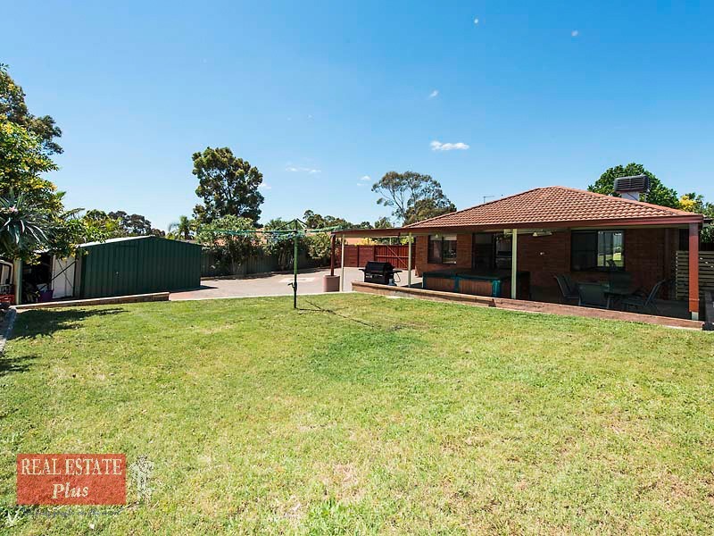 130 Blackadder Road, Swan View WA 6056