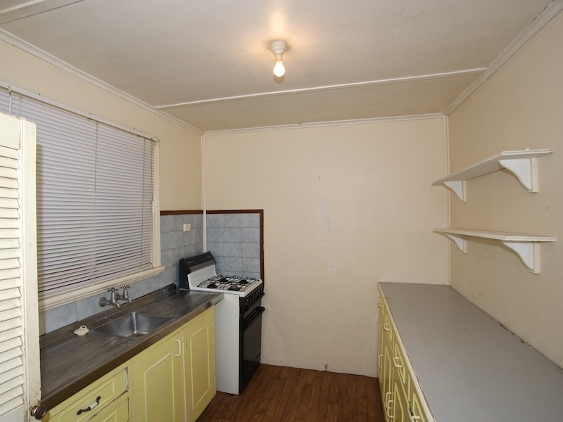 6 Croydon Street, Bellevue WA 6056