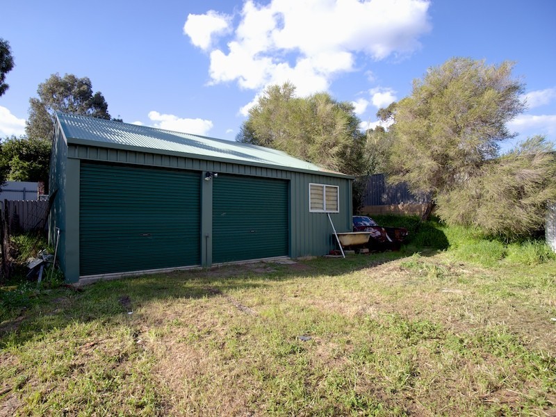 6 Croydon Street, Bellevue WA 6056