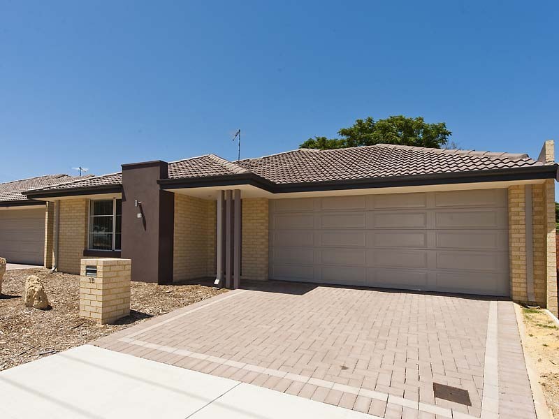 1B Hoskin Street, Cloverdale WA 6105
