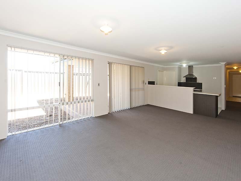 1B Hoskin Street, Cloverdale WA 6105
