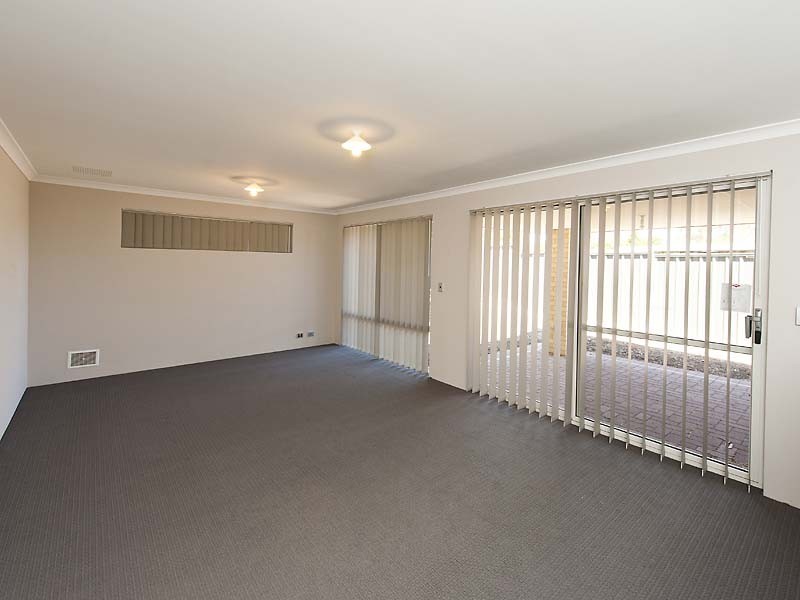 1B Hoskin Street, Cloverdale WA 6105